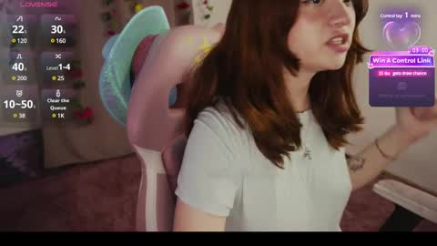 Snapshot of mollysb_05 chatting on 20, 2, 2025 mollysb_05 online show from 20, 2, 2025