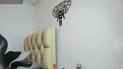 Snapshot of mollyspencer1 chatting on 14, 4, 2026 MOLLY online show from 14, 4, 2026