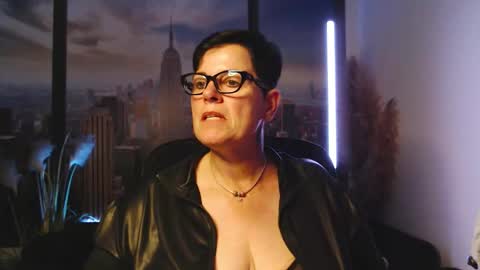 MollySun Nina Randmann online show from 8, 9, 2025