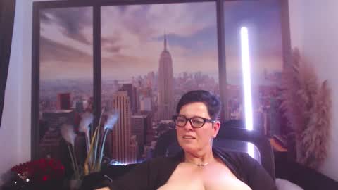 MollySun Nina Randmann online show from 30, 9, 2025