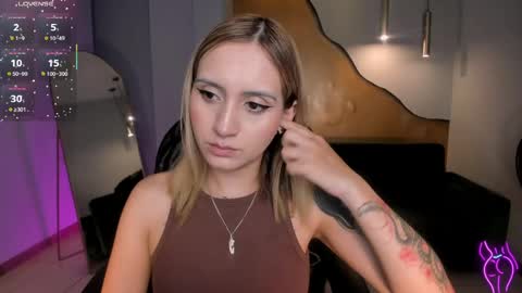Molly Sunders online show from 11, 5, 2026