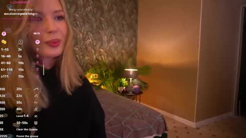 mollyymayy online show from 14, 5, 2026