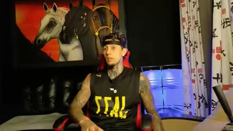 Molotov online show from 25, 11, 2025