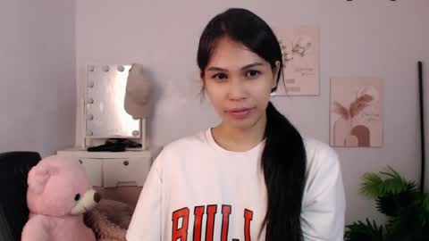MOMIKHEM online show from 27, 7, 2026