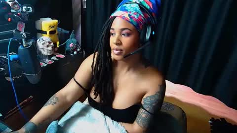 MOMMI SH3DEVIL online show from 3, 4, 2026