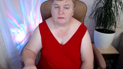 Snapshot of mommy99x chatting on 25, 12, 2024 Mommy99X online show from 25, 12, 2024