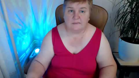 Snapshot of mommy99x chatting on 3, 1, 2025 Mommy99X online show from 3, 1, 2025