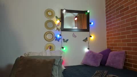 Maja online show from 17, 1, 2025