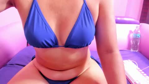 Snapshot of mommy_dirty_squirt chatting on 5, 4, 2026 carolina online show from 5, 4, 2026