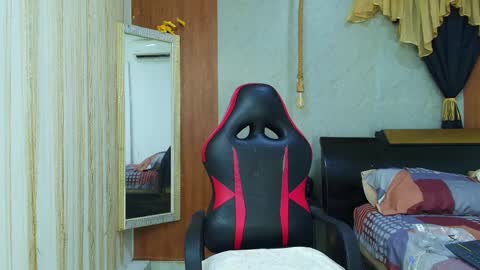 Snapshot of mommy_dulce chatting on 1, 4, 2026 ANDREA online show from 1, 4, 2026