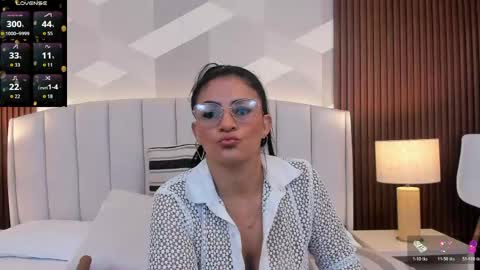 Snapshot of mommy_naughty_ chatting on 13, 5, 2026 Letty Smith online show from 13, 5, 2026