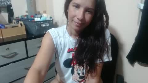 Snapshot of mommy_sexy2 chatting on 23, 11, 2025 zarai online show from 23, 11, 2025