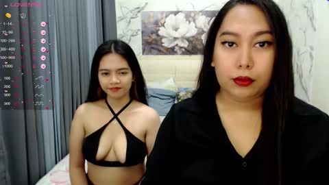 Snapshot of mommyknowsbest69 chatting on 23, 9, 2025 Hot Mommy Nathalie online show from 23, 9, 2025