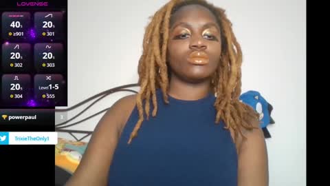 Snapshot of mommytrixie chatting on 27, 9, 2025 Mommy Trixie online show from 27, 9, 2025