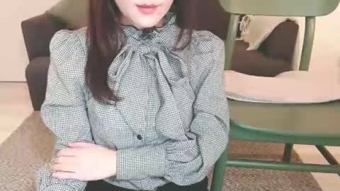 Momo online show from 23, 1, 2025