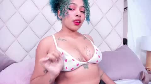 Snapshot of momo_ayasse chatting on 19, 9, 2025 Momo  online show from 19, 9, 2025