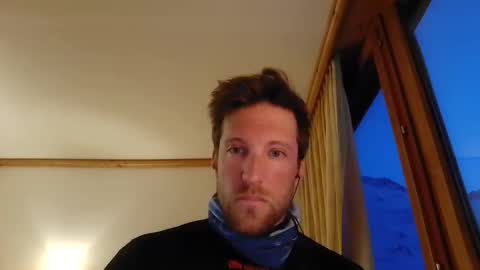 moms_little_monster online show from 23, 11, 2025