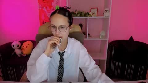 Snapshot of mona_cloud chatting on 23, 9, 2025 Mona  online show from 23, 9, 2025