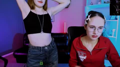 Snapshot of mona_cloud chatting on 24, 3, 2026 Mona online show from 24, 3, 2026