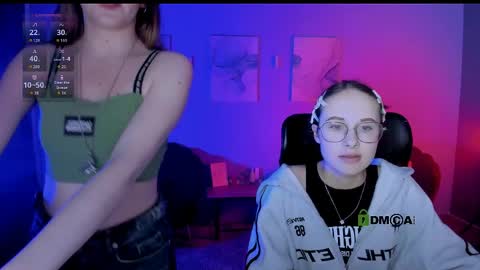 Snapshot of mona_cloud chatting on 2, 4, 2026 Mona online show from 2, 4, 2026