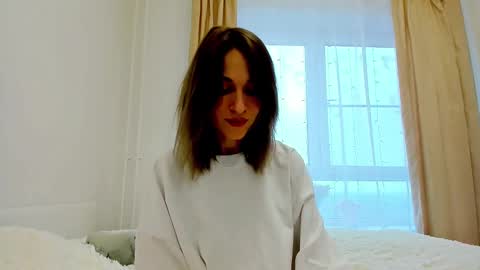 Snapshot of mona_cruz chatting on 1, 2, 2025 Mona online show from 1, 2, 2025