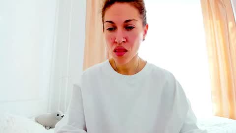 Snapshot of mona_cruz chatting on 26, 2, 2025 Mona online show from 26, 2, 2025