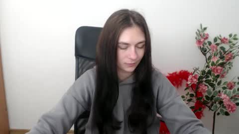 monakali online show from 5, 11, 2025