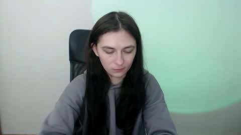 monakali online show from 27, 11, 2025