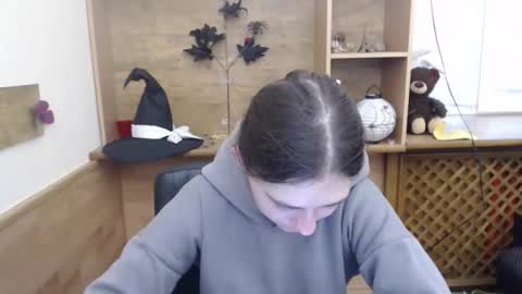 monakali online show from 1, 12, 2025