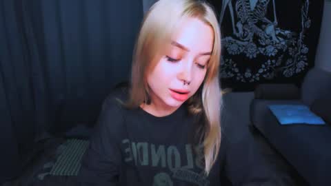   online show from 27, 5, 2026
