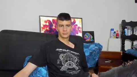 Snapshot of monarquia_ chatting on 24, 12, 2024 nicolas online show from 24, 12, 2024
