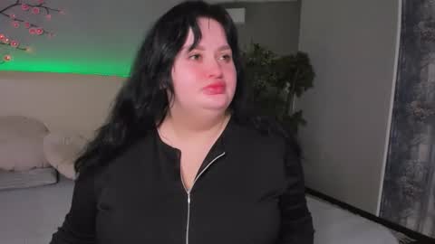 Monica online show from 22, 2, 2026