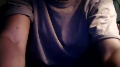 Snapshot of moneyboysaveg548 chatting on 20, 11, 2025 moneyboysaveg548 online show from 20, 11, 2025