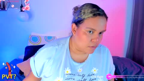 aleja      independent model       online show from 4, 2, 2025