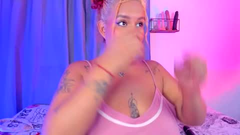 aleja      independent model       online show from 13, 2, 2026