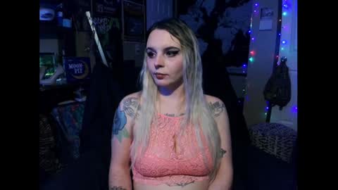 Snapshot of monica_lily chatting on 13, 12, 2024 Monica online show from 13, 12, 2024