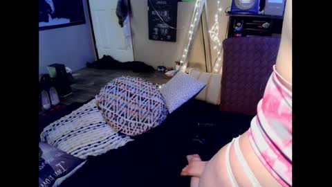 Snapshot of monica_lily chatting on 9, 1, 2025 Monica online show from 9, 1, 2025