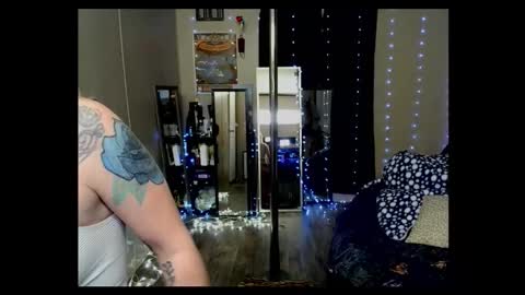 Monica online show from 12, 1, 2026