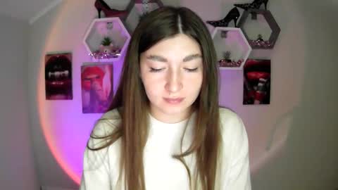 Snapshot of monica_sweets chatting on 13, 9, 2025 sweet girl and shine body online show from 13, 9, 2025