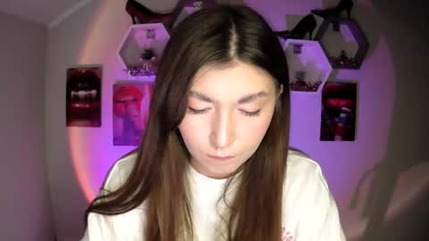 Snapshot of monica_sweets chatting on 30, 9, 2025 sweet girl and shine body online show from 30, 9, 2025