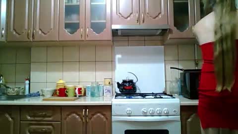 Monica online show from 9, 10, 2025