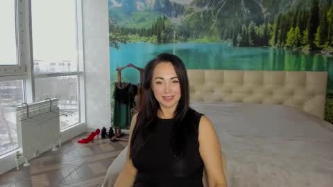 Snapshot of monica_weisss chatting on 3, 1, 2025 monica_weisss online show from 3, 1, 2025