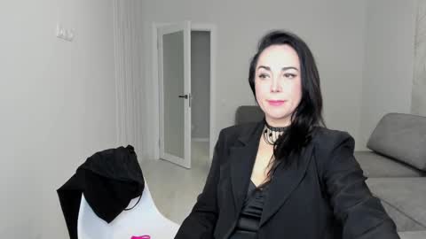 Snapshot of monica_weisss chatting on 27, 2, 2025 monica_weisss online show from 27, 2, 2025