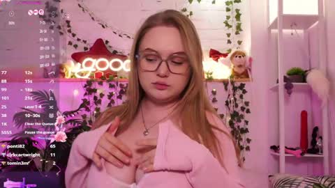 monicaasis online show from 15, 4, 2026