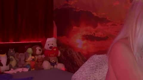 Monika    online show from 14, 2, 2025