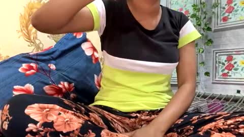 Snapshot of monika_reddy62 chatting on 8, 10, 2025 monika_reddy62 online show from 8, 10, 2025