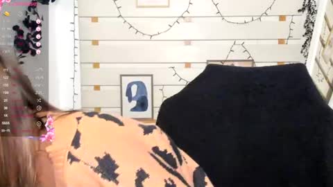 Monika online show from 1, 12, 2025