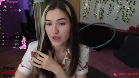 Snapshot of monikavenom chatting on 15, 9, 2025 Monika online show from 15, 9, 2025