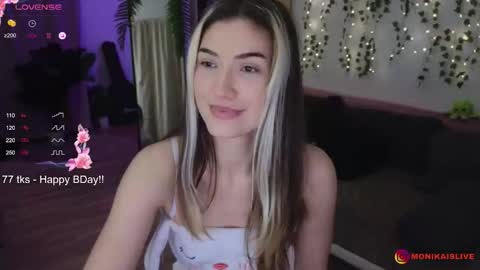 Snapshot of monikavenom chatting on 20, 9, 2025 Monika online show from 20, 9, 2025