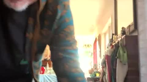 Snapshot of monkeedance chatting on 31, 12, 2024 Monkee Dance online show from 31, 12, 2024